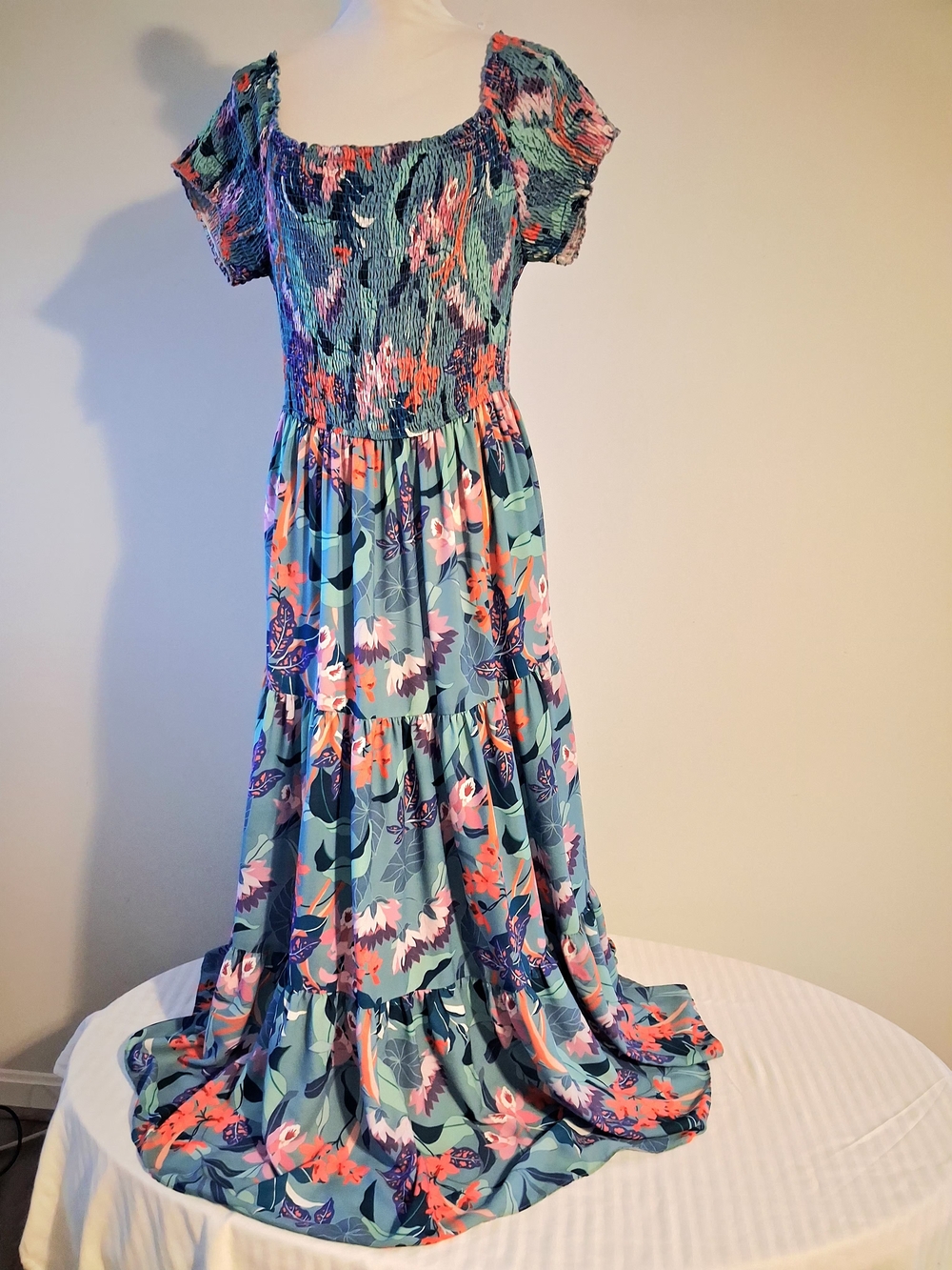 Floral Smocked Off-shoulder Maxi Dress in Teal & Coral Size 18